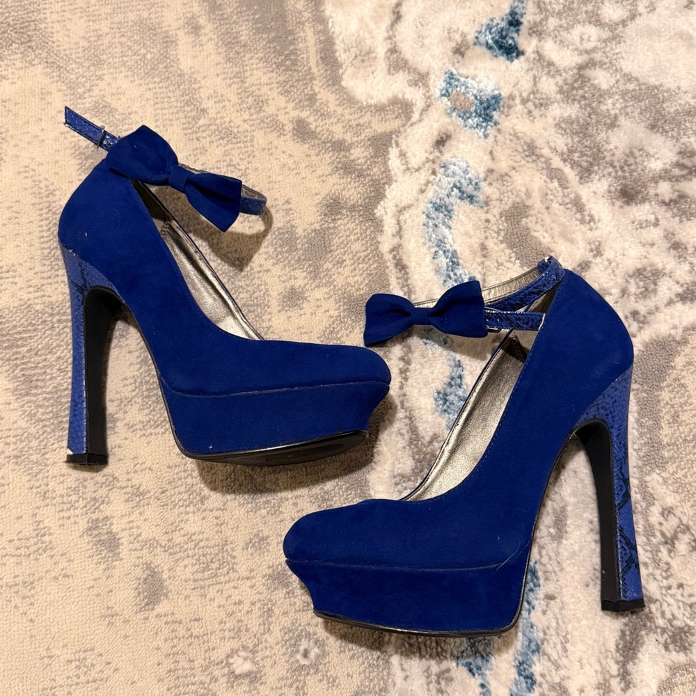 Qupid Royal Blue Platform Heels with Bow
